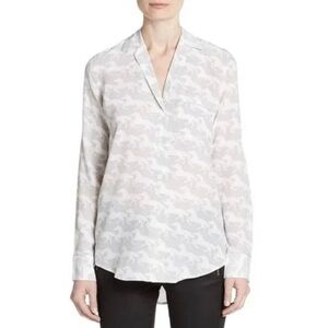 EQUIPMENT Keira Long Sleeve Silk Button‎ DownHorse Print Light Gray S
